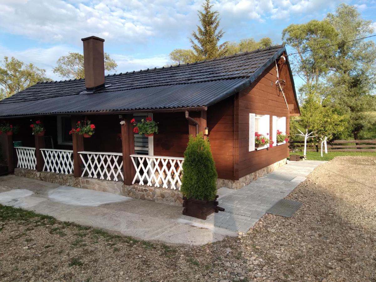 Villa Domek Na Prerii Ustrzyki Dolne Exterior foto