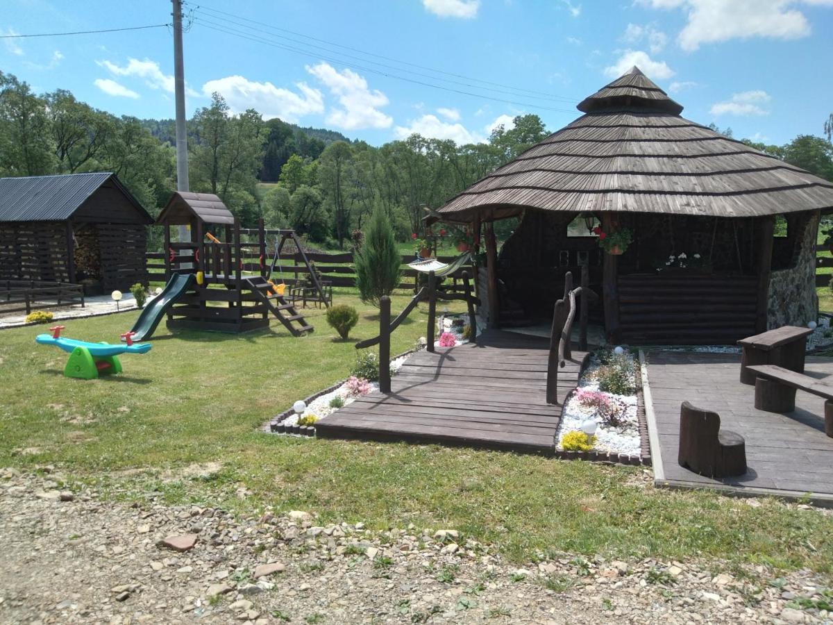 Villa Domek Na Prerii Ustrzyki Dolne Exterior foto