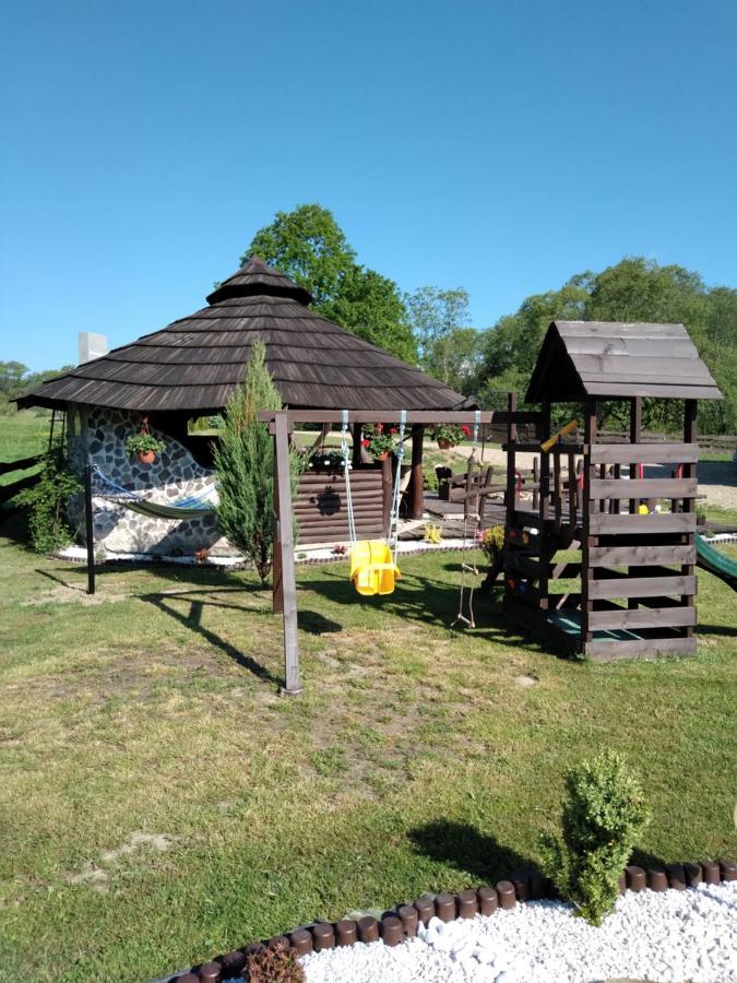 Villa Domek Na Prerii Ustrzyki Dolne Exterior foto